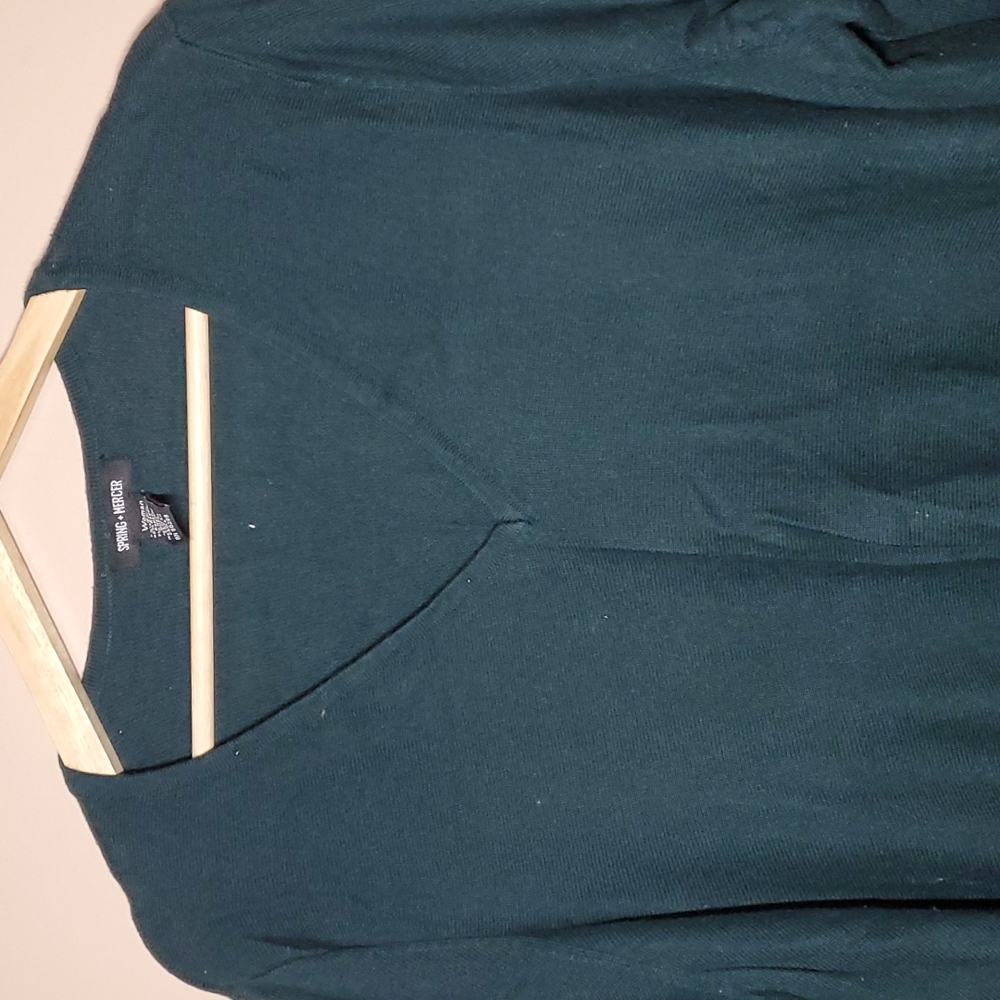 Spring + Mercer Woman Sweater - Picture 3 of 5